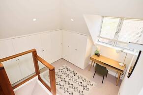 The Hampstead Garden Hideaway - 5bdr Home With Pool and Garden