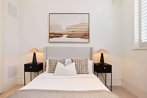 The Hampstead Garden Hideaway - 5bdr Home With Pool and Garden