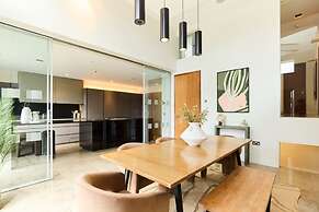 The Hampstead Garden Hideaway - 5bdr Home With Pool and Garden