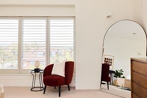 The Hampstead Garden Hideaway - 5bdr Home With Pool and Garden