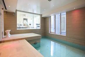 The Hampstead Garden Hideaway - 5bdr Home With Pool and Garden