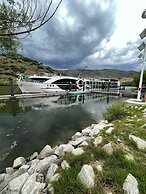 Douro Elegance Suites