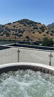 Douro Elegance Suites