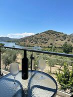 Douro Elegance Suites