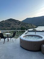 Douro Elegance Suites