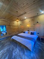 Apple Land By Naavagat