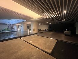 Makati Center Prime Accommodations