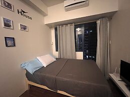 Makati Center Prime Accommodations