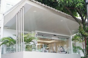 RECOVERY HOUSE BY ZENYA HOST