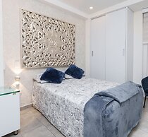 RECOVERY HOUSE BY ZENYA HOST