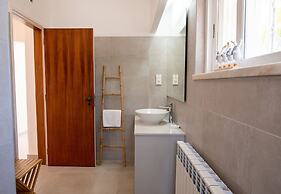 Pomba Beautifully Renovated With Heated Pool