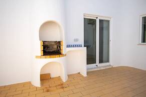 Pomba Beautifully Renovated With Heated Pool