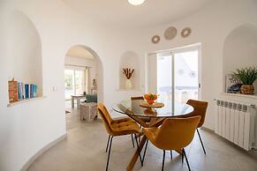 Pomba Beautifully Renovated With Heated Pool