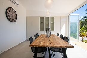 Pomba Beautifully Renovated With Heated Pool