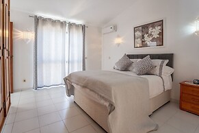 Carosim Quiet Location Close to Beach Private