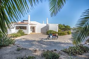 Carosim Quiet Location Close to Beach Private