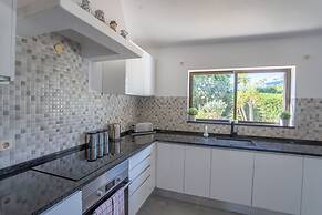 Carosim Quiet Location Close to Beach Private