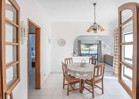 Carosim Quiet Location Close to Beach Private