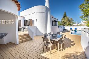 Carosim Quiet Location Close to Beach Private