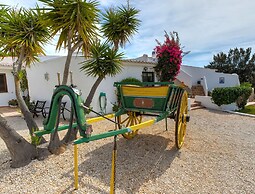 Casa Ryder Casa Ryder Short Walk From Marinha b