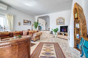 Casa Beatriz Magnificent Villa Just a few Steps