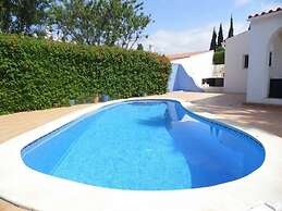16 Centeanes Fabulous Location Just Short Walk t