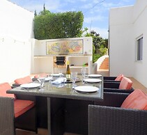 16 Centeanes Fabulous Location Just Short Walk t