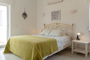 16 Centeanes Fabulous Location Just Short Walk t