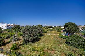 Apartment Oleander Excellent Townhouse in Carvoe
