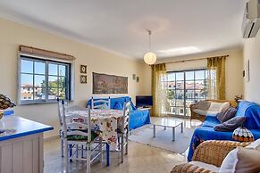 Apartment Oleander Excellent Townhouse in Carvoe