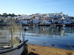 Casinha da Sorte Stylish Unique House IN THE H