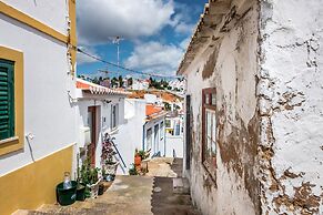 Casinha da Sorte Stylish Unique House IN THE H