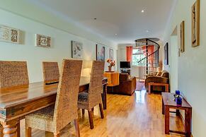 Outra Vez Spacious Apartment 5 Minute Walk From