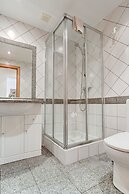 Outra Vez Spacious Apartment 5 Minute Walk From