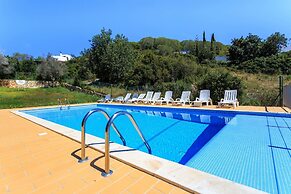 Outra Vez Spacious Apartment 5 Minute Walk From