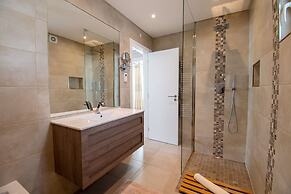 Casa Ana Superbly Renovated With Heated Private