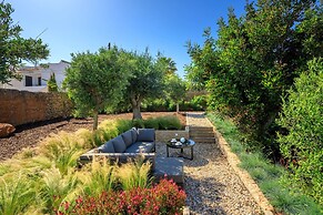 Magnolia Words Can t Describe How Special This H