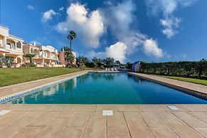 11 Marinha Two Bedroom Apt at Praia do Marinha
