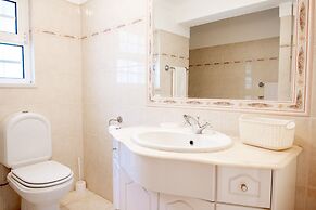 Casa Filipa Lower Floor