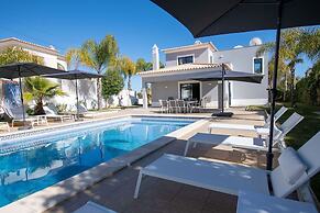 Albatroz Gorgeous Spacious Villa IN Carvoeiro