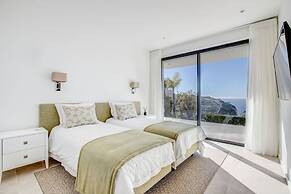 Villa Centeanes Luxury Villa Enviable Position s