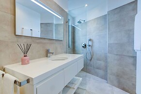 Villa Centeanes Luxury Villa Enviable Position s