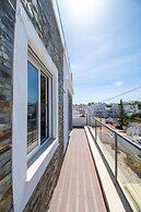 12a Travessa da Nau Modernised yet Traditional h