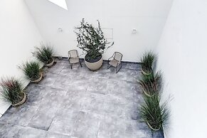 Casa Blanca Magnificent 4 Bedroom Villa With MOD