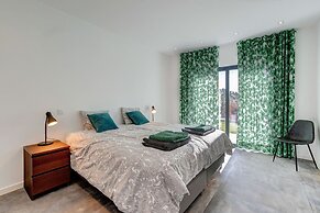 Casa Blanca Magnificent 4 Bedroom Villa With MOD