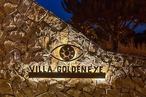 Goldeneye Luxury 6 Bedroom Villa With Infinity P