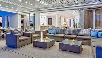 Goldeneye Luxury 6 Bedroom Villa With Infinity P