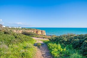 Kizi in Carvoeiro With 1 Bedrooms and 1 Bathrooms