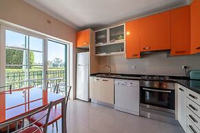 Lily Fabulous 1 BED APT With Roof Terrace Pool