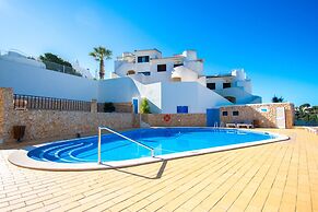 99B Hibiscus in Carvoeiro